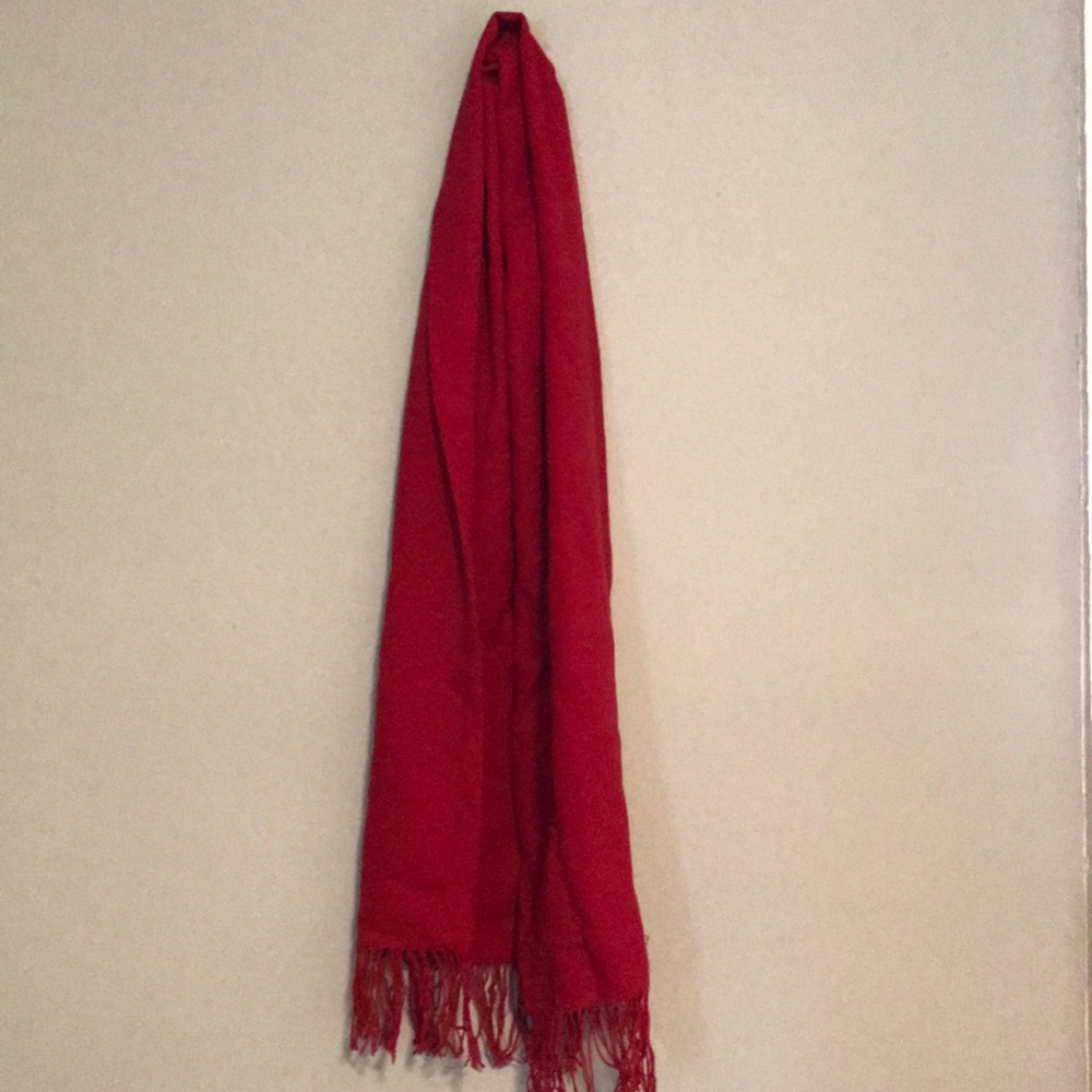 Nice quality red scarf with fringe